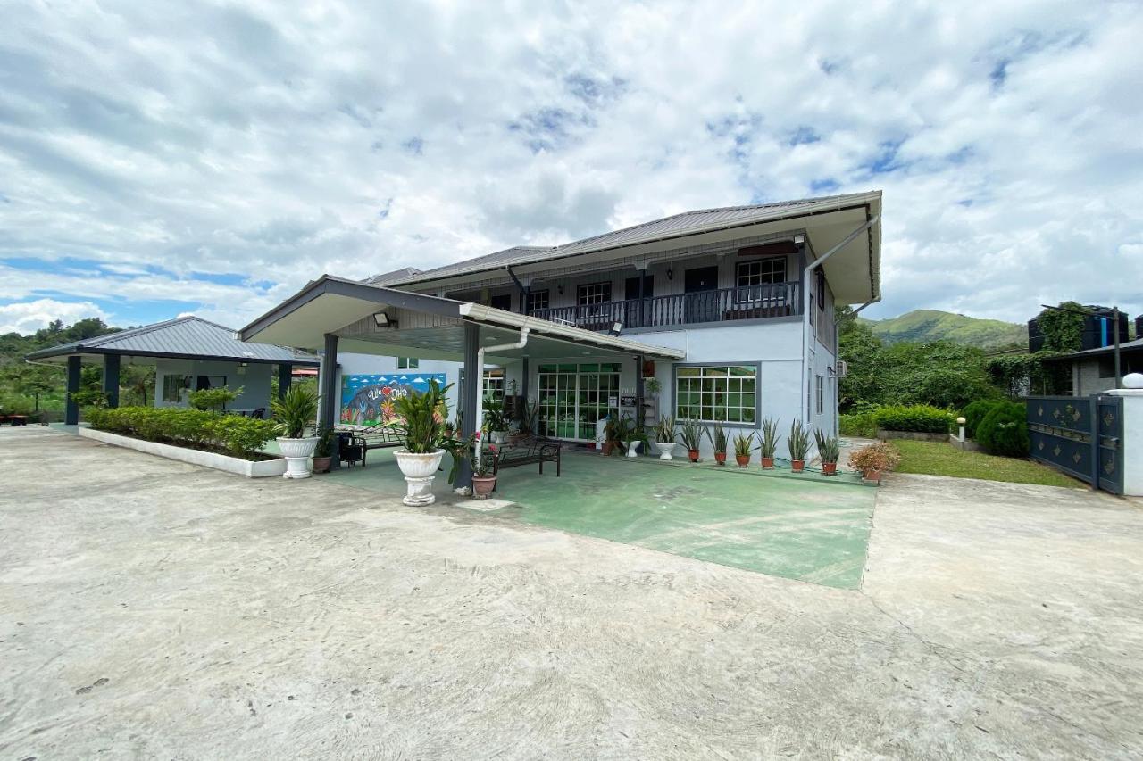 Oyo Home 90230 Dh Residence Kota Belud エクステリア 写真