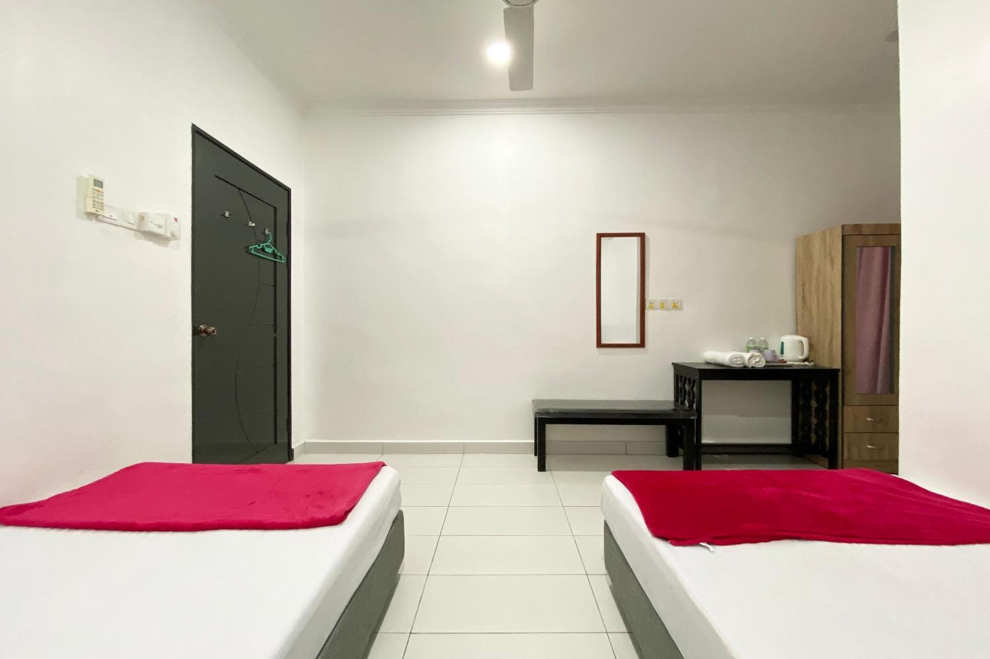 Oyo Home 90230 Dh Residence Kota Belud エクステリア 写真