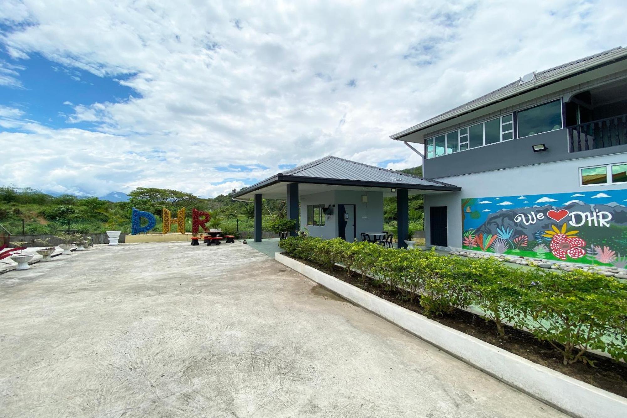 Oyo Home 90230 Dh Residence Kota Belud エクステリア 写真