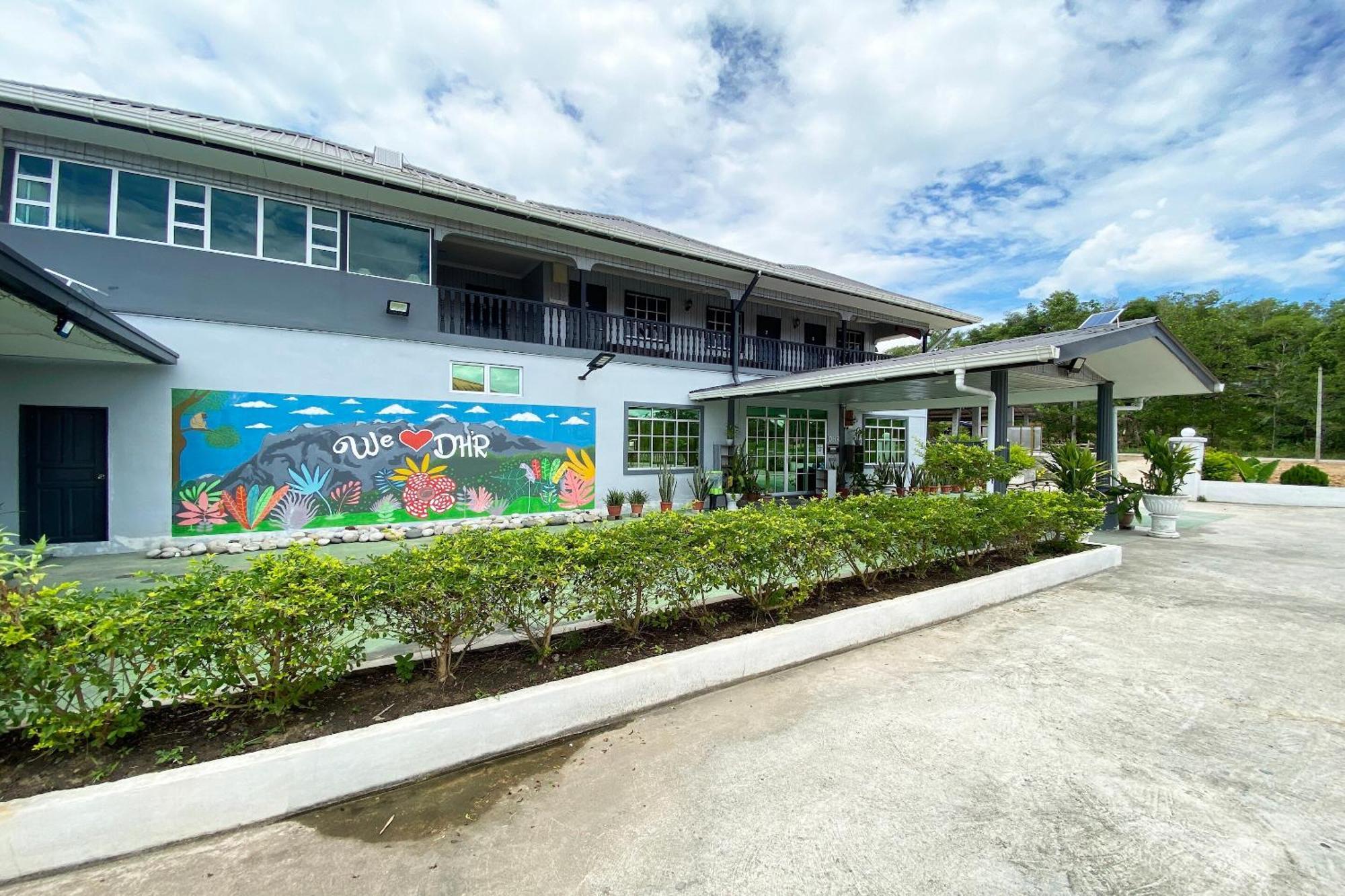 Oyo Home 90230 Dh Residence Kota Belud エクステリア 写真