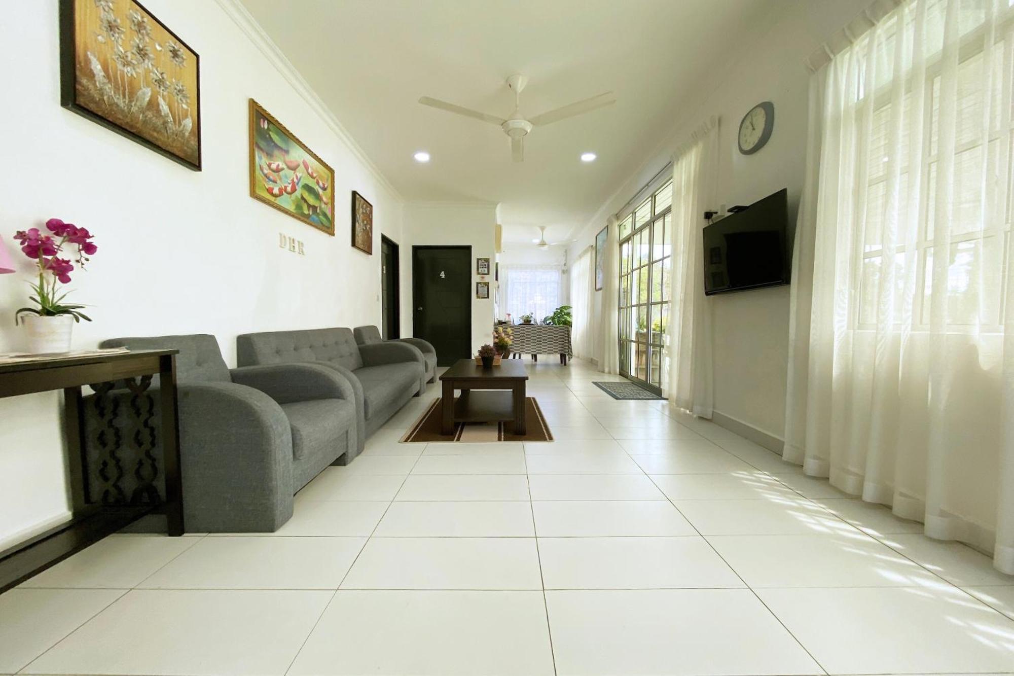 Oyo Home 90230 Dh Residence Kota Belud エクステリア 写真